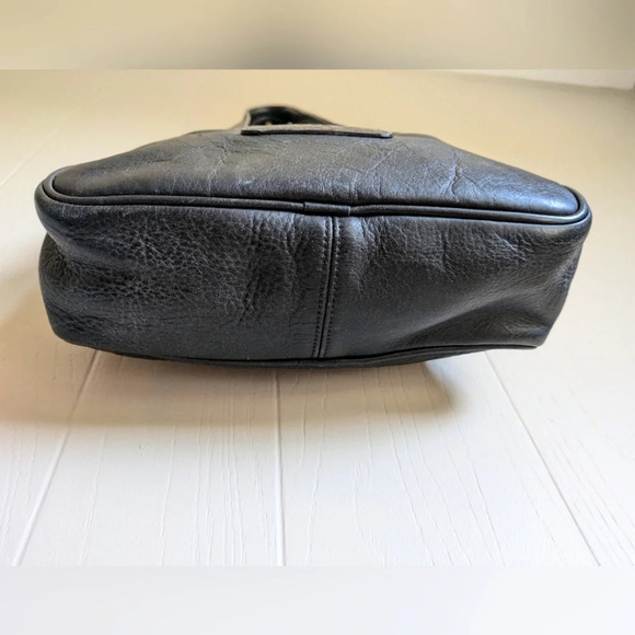 Dooney & Bourke Norwalk Shoulder Bag in Black Glove Tanned Leather Vintage - Picture 6 of 12